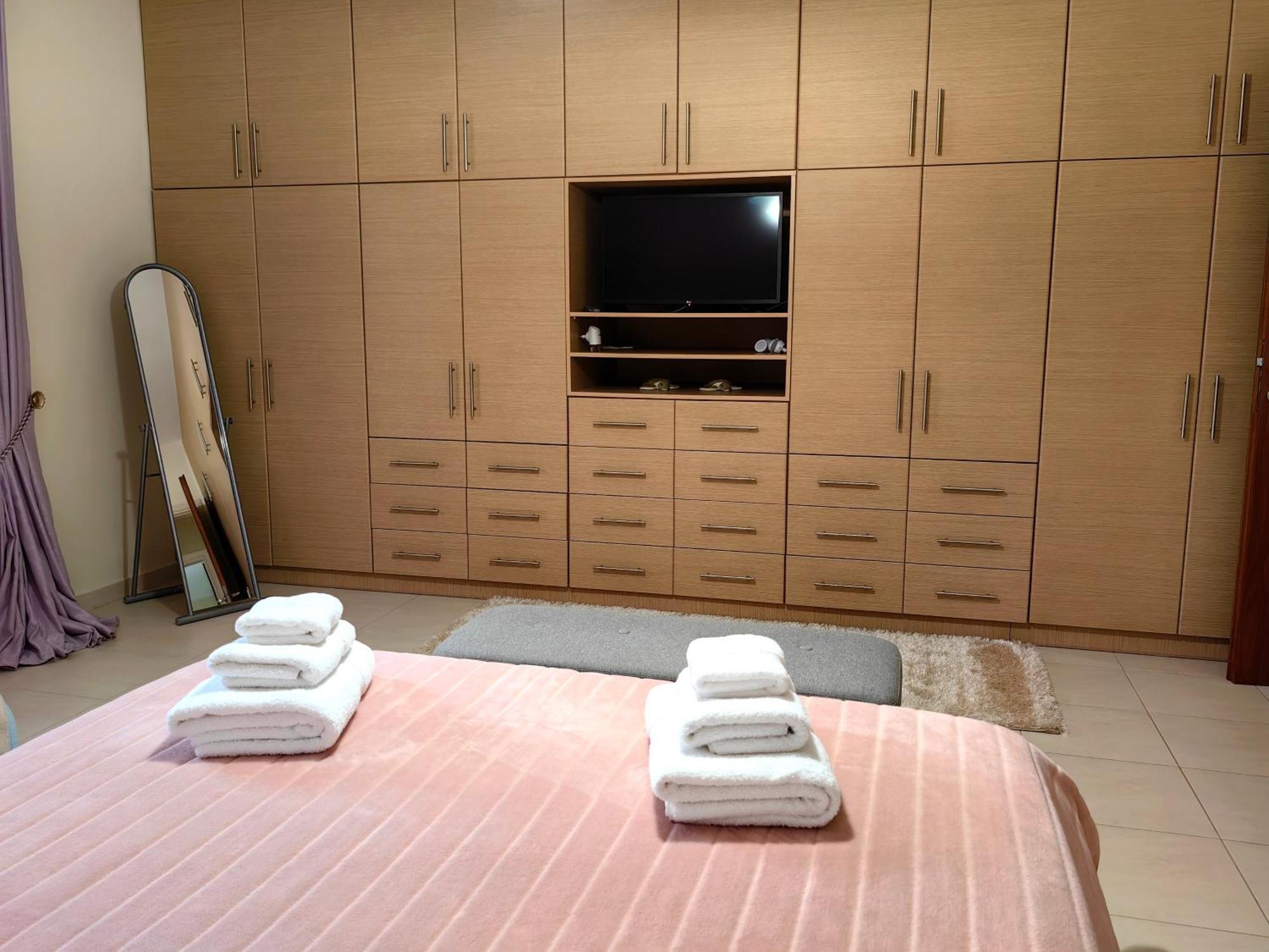 Eleni'S Holiday Home Kalamata Ngoại thất bức ảnh