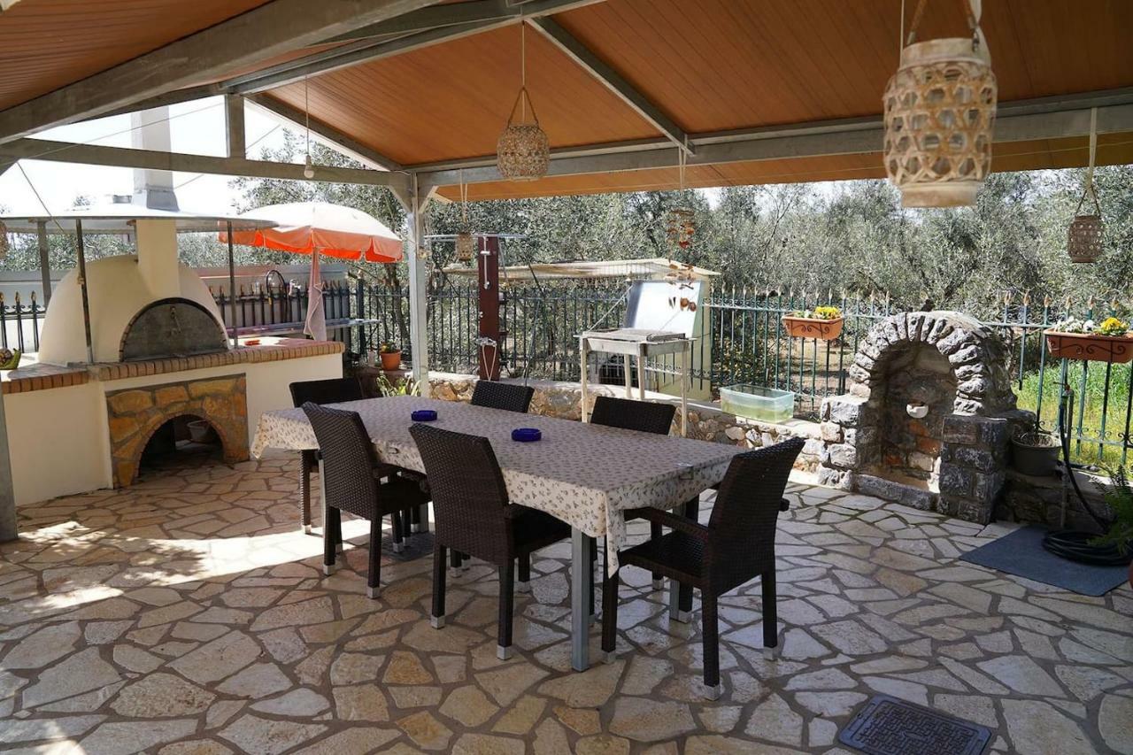 Eleni'S Holiday Home Kalamata Ngoại thất bức ảnh