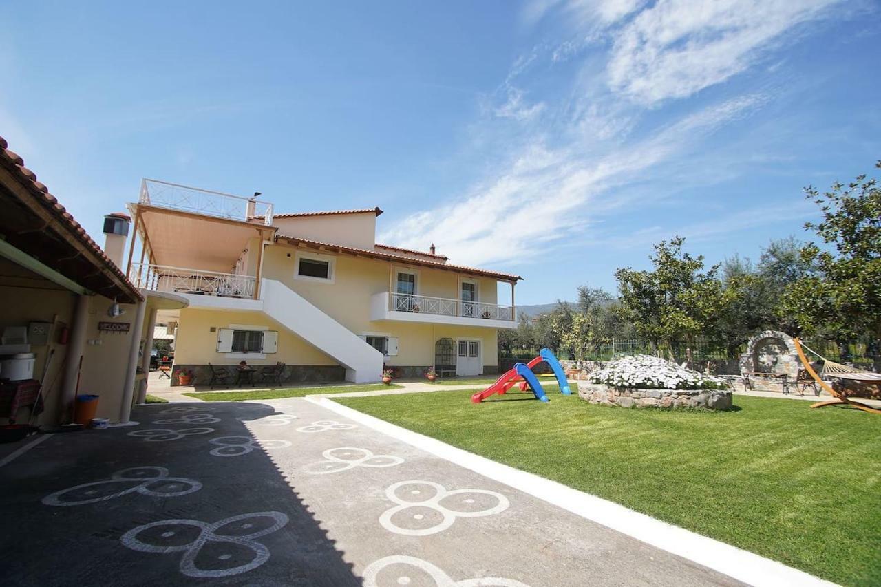 Eleni'S Holiday Home Kalamata Ngoại thất bức ảnh